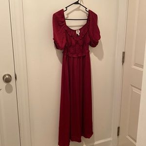 dRA Burgundy Vintage-Style Puff Sleeve Dress